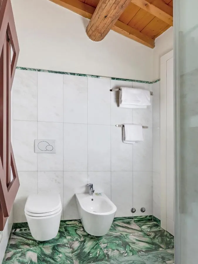 City Centre Rooms And Apartments Verona