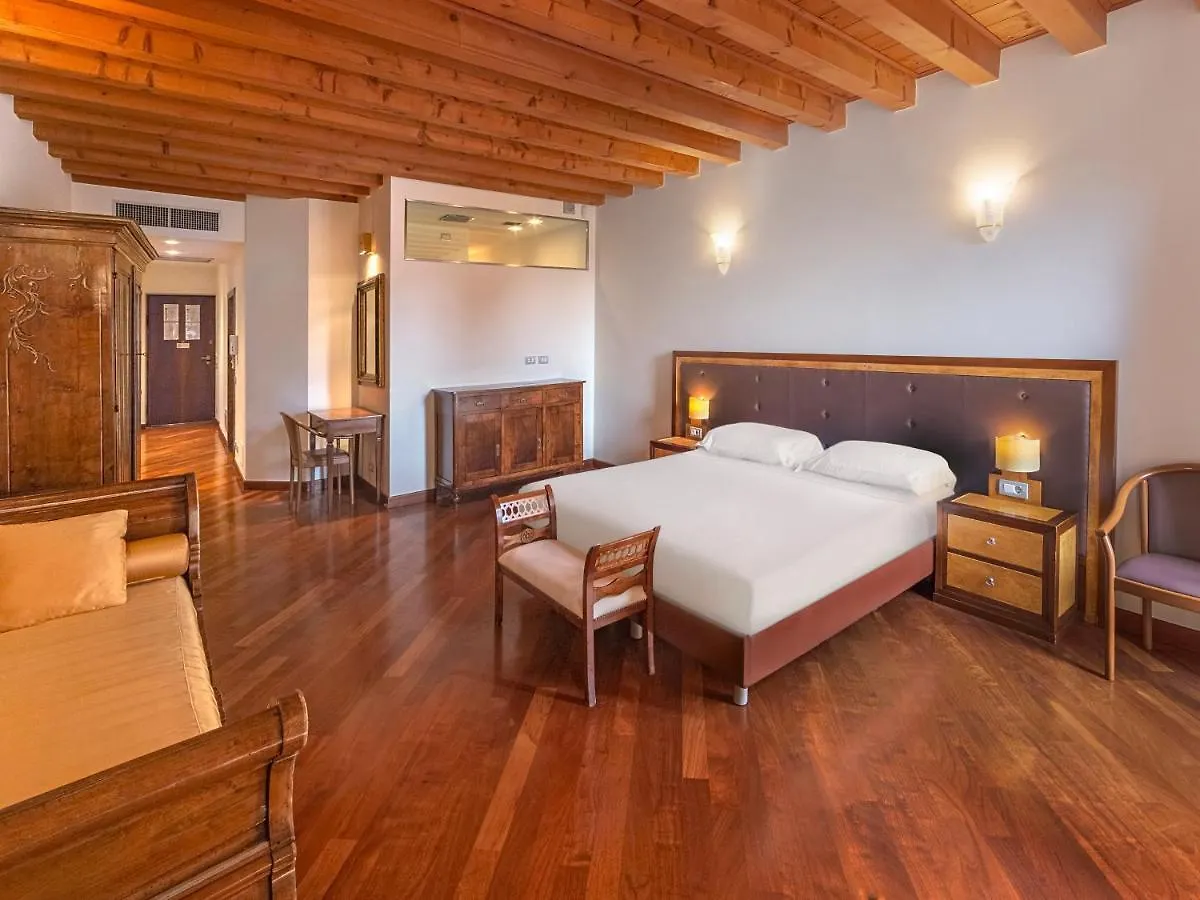 Guest house City Centre Rooms And Apartments Verona