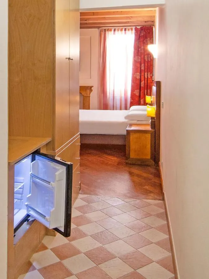 City Centre Rooms And Apartments Verona Italy