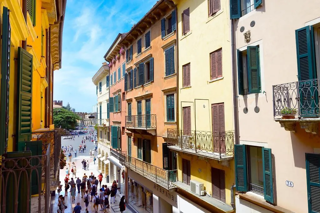 City Centre Rooms And Apartments Verona