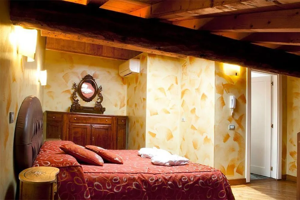 City Centre Rooms And Apartments Verona