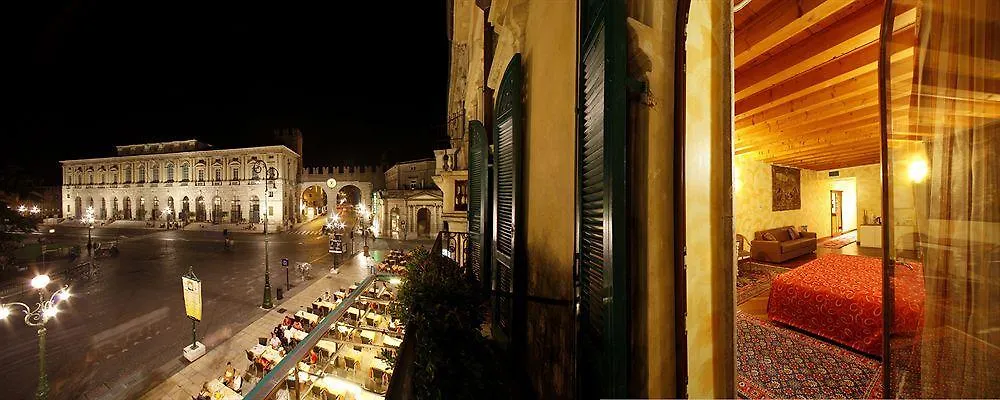 City Centre Rooms And Apartments Verona Guest house